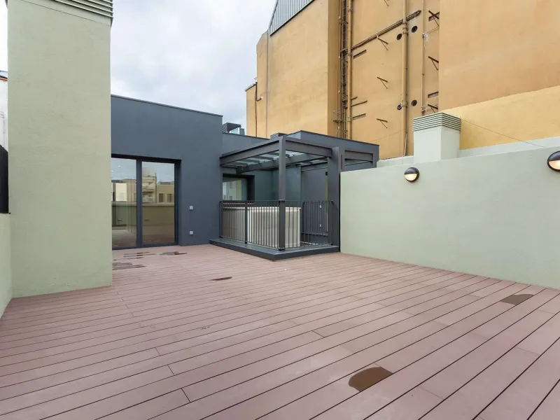 Renovated apartments on the famous Passeig de Gracia, Barcelona