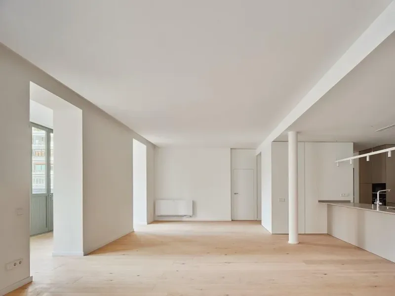 Renovated flats in the centre on Rambla Catalunya, Barcelona