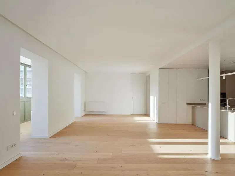 Renovated flats in the centre on Rambla Catalunya, Barcelona