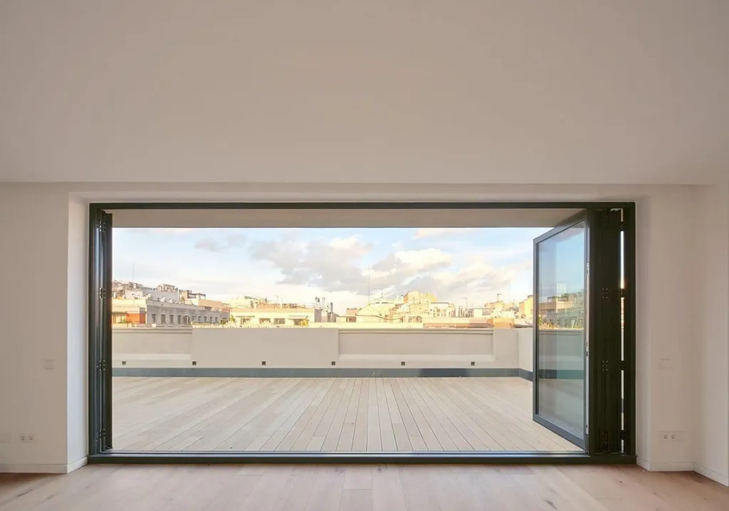 Renovated flats in the centre on Rambla Catalunya, Barcelona
