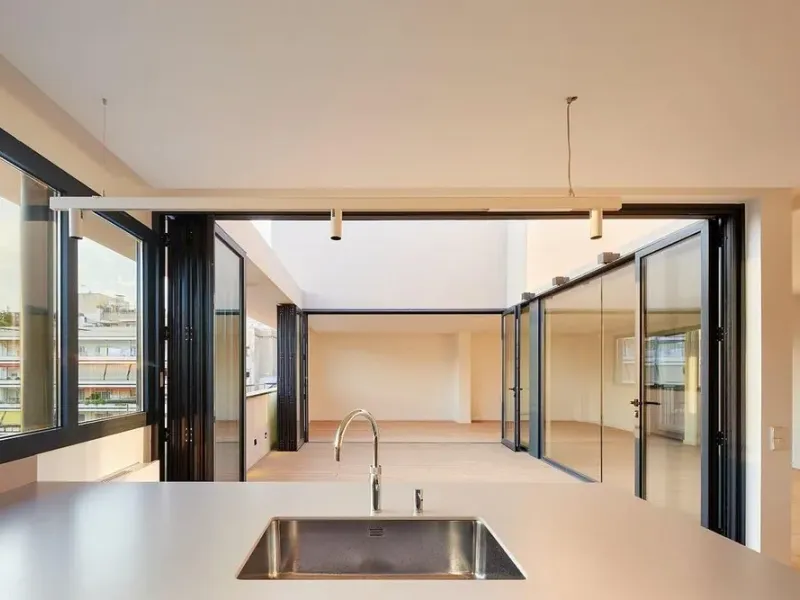 Renovated flats in the centre on Rambla Catalunya, Barcelona