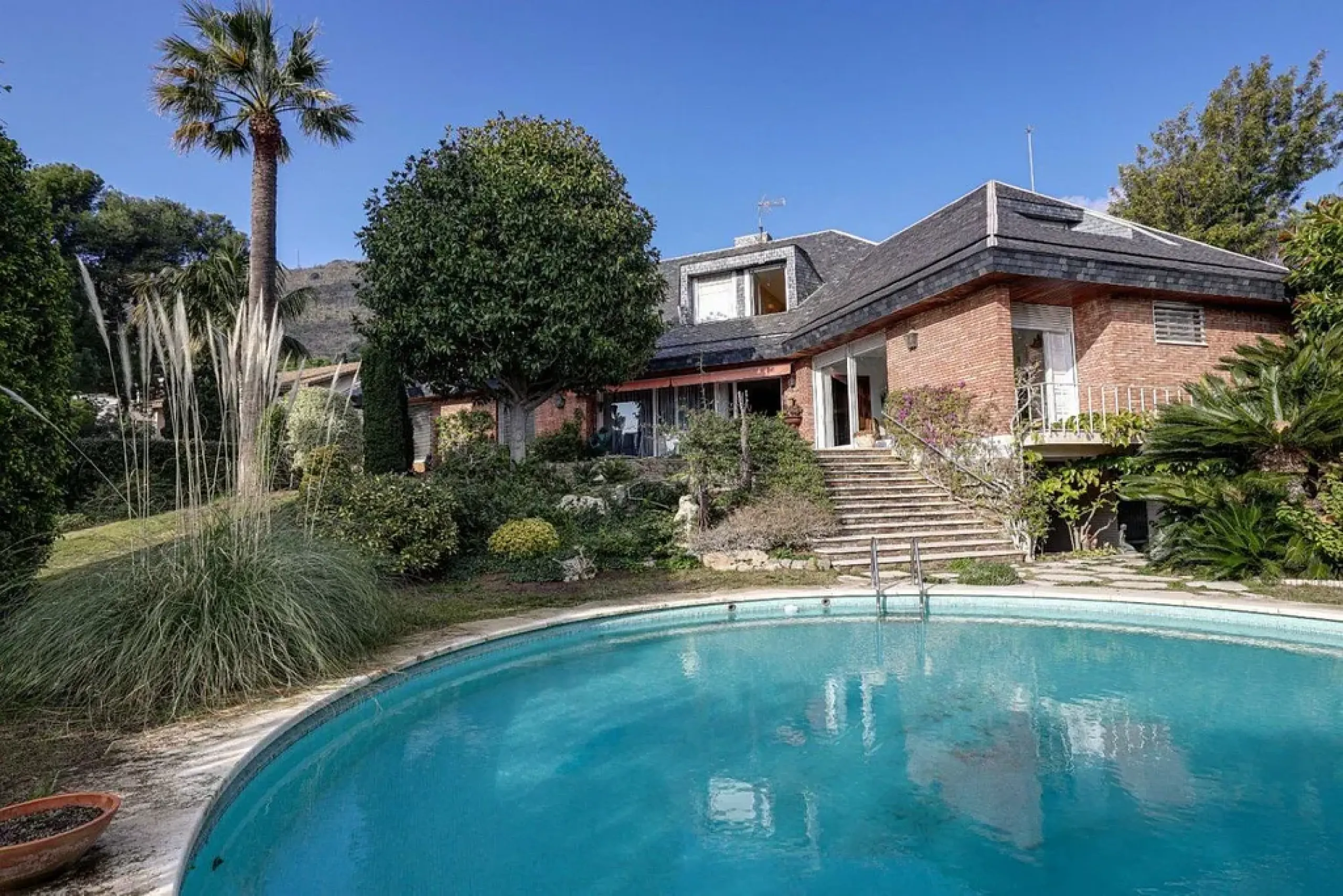Luxury mansion for Sale in Pedralbes, Barcelona