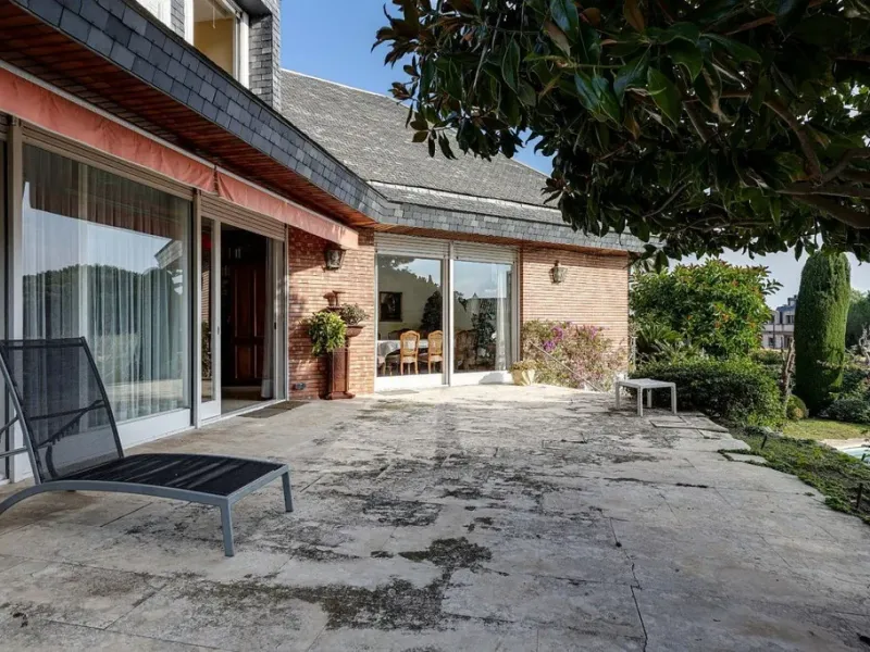 Luxury mansion for Sale in Pedralbes, Barcelona