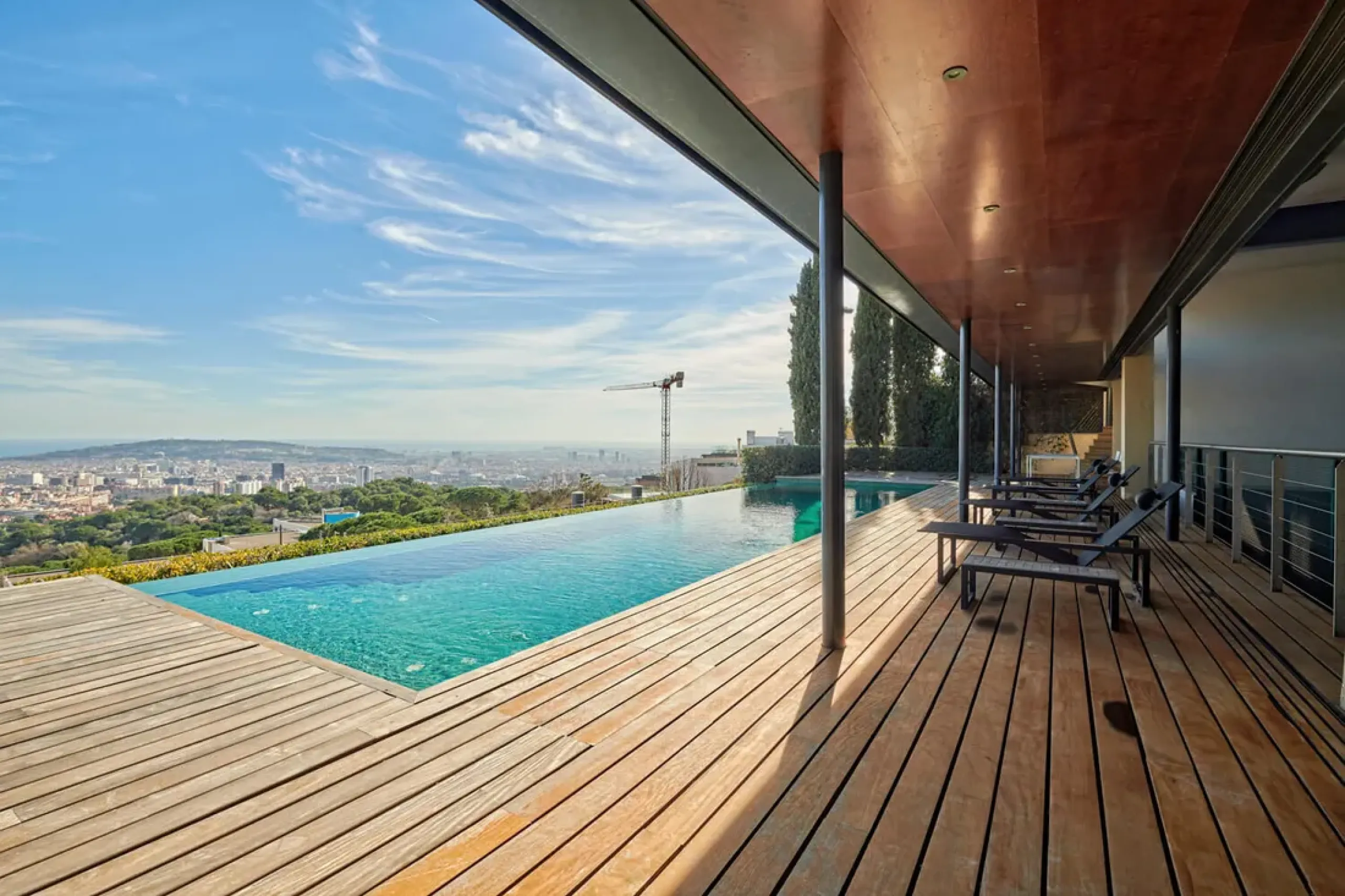 Impressive villa for Sale in Barcelona
