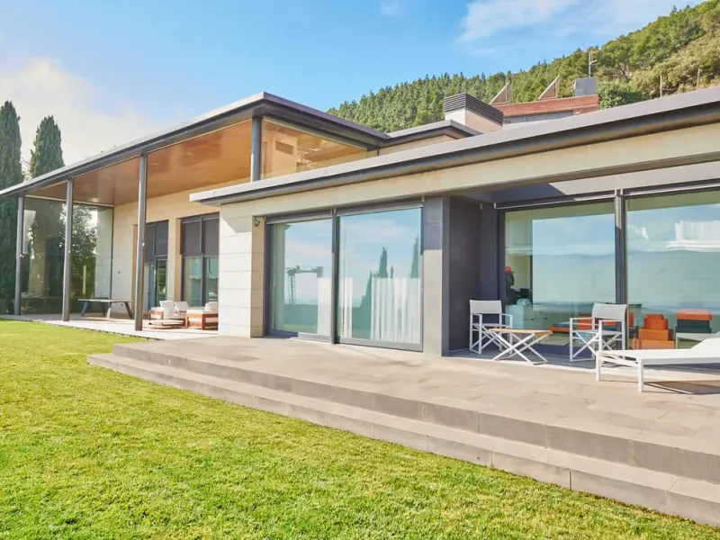 Impressive villa for Sale in Barcelona