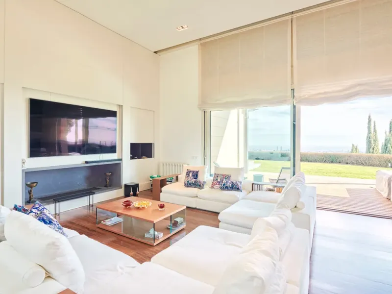 Impressive villa for Sale in Barcelona