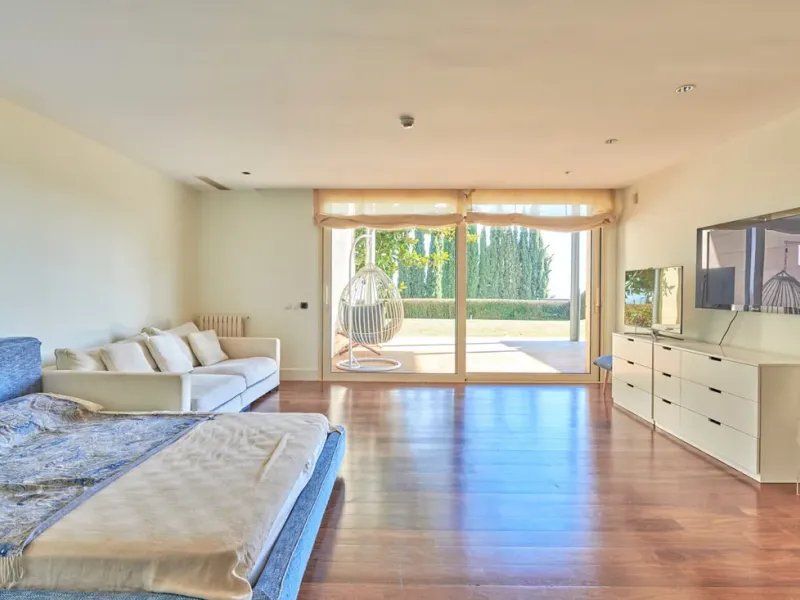 Impressive villa for Sale in Barcelona