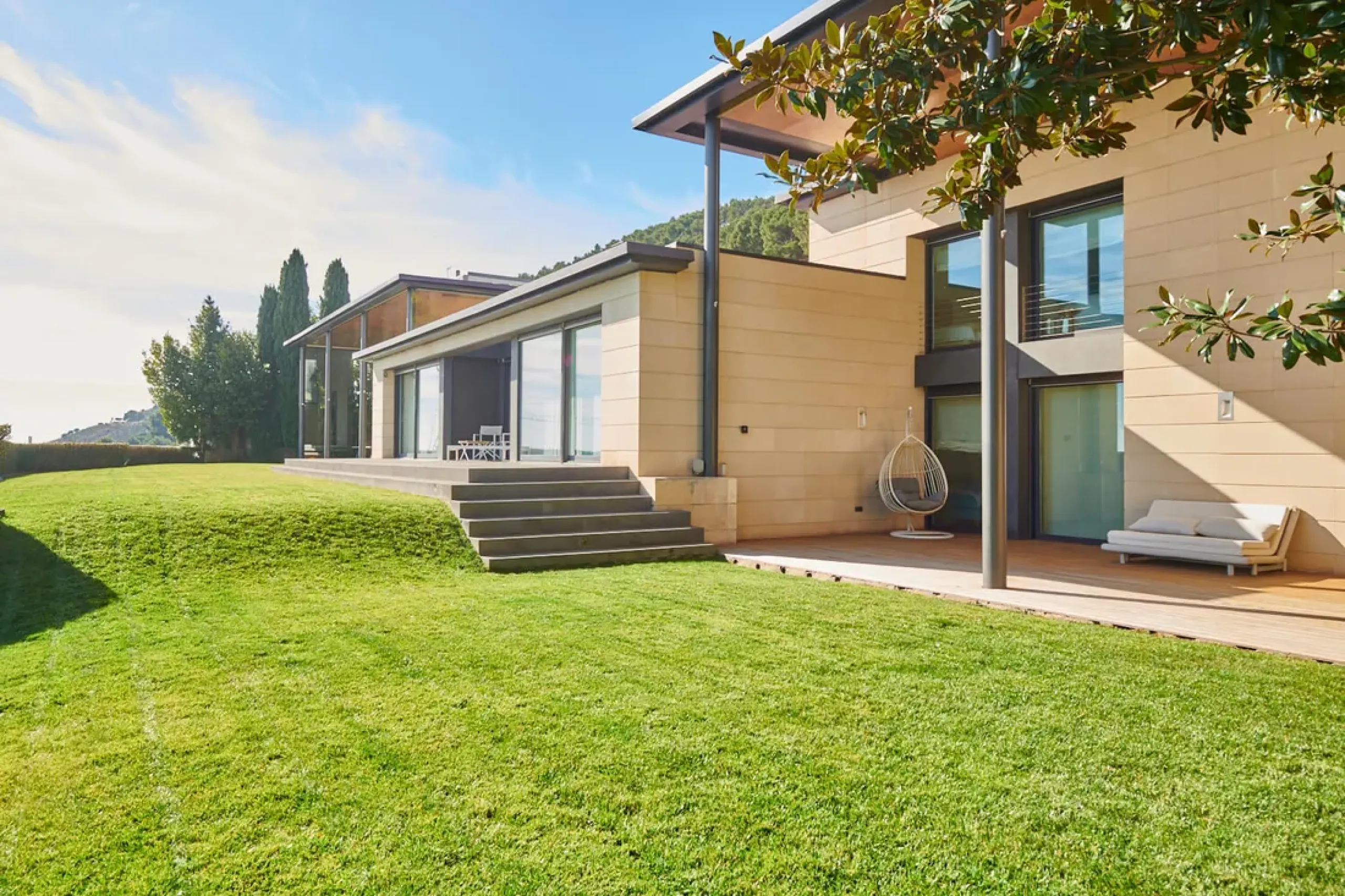 Impressive villa for Sale in Barcelona