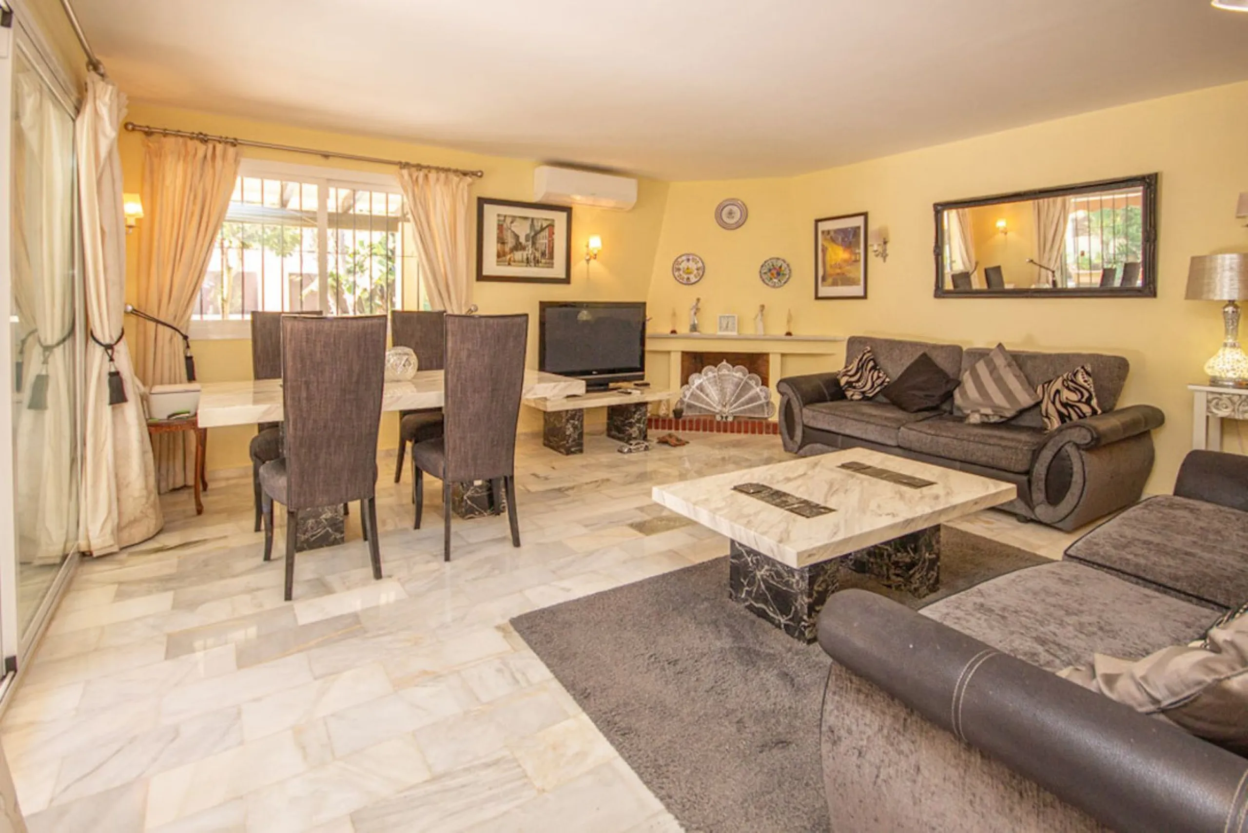 Charming Beachside Bungalow with Renovation Potential in Carib Playa