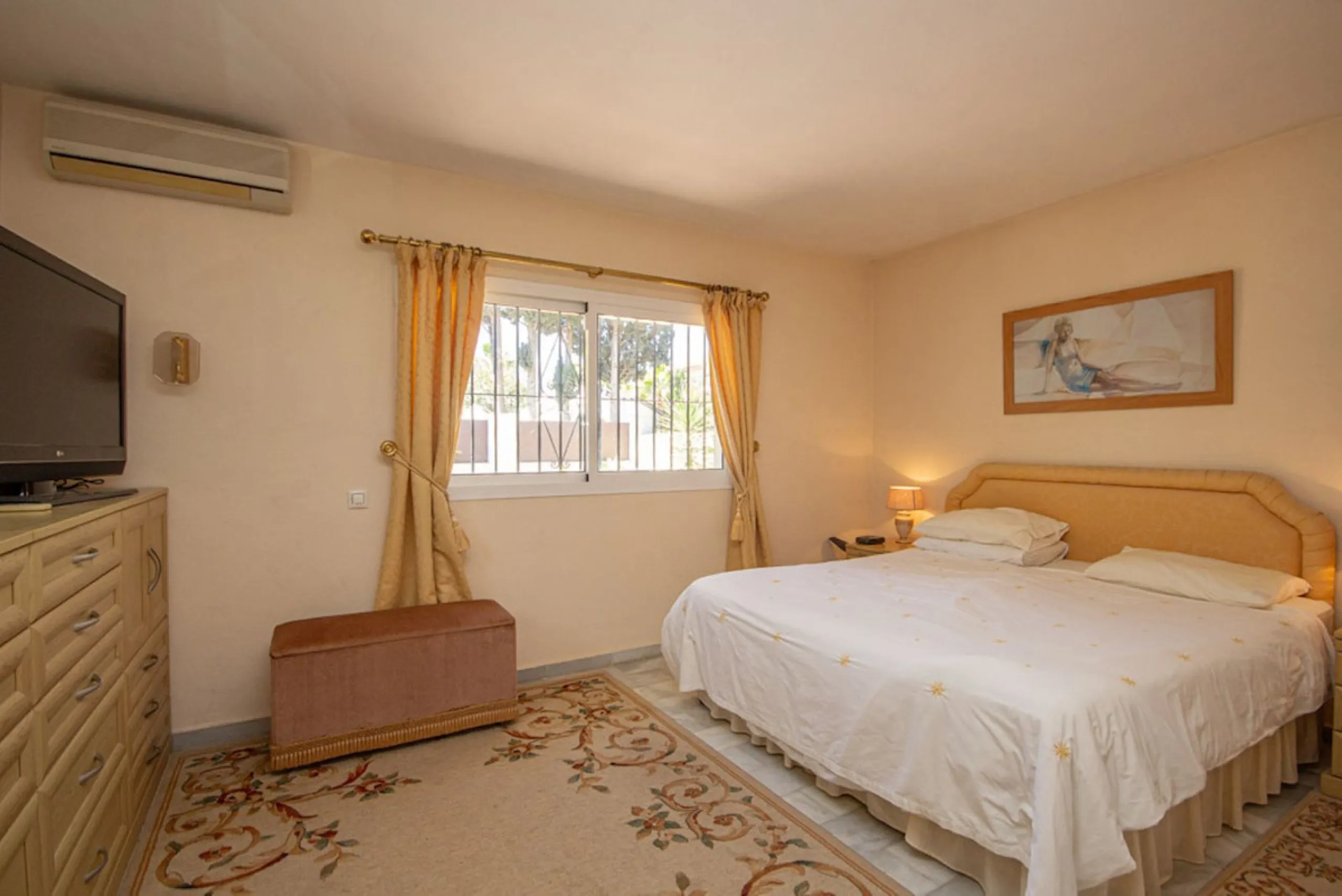 Charming Beachside Bungalow with Renovation Potential in Carib Playa
