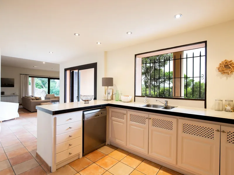 Villa with pool for holidays in Tamariu, Costa Brava