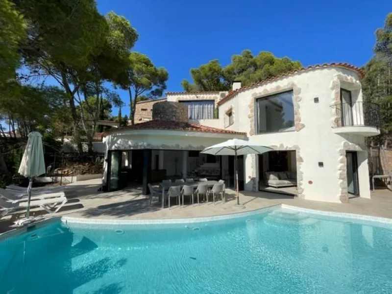 Stylish Holiday Home in Tamariu, Costa Brava