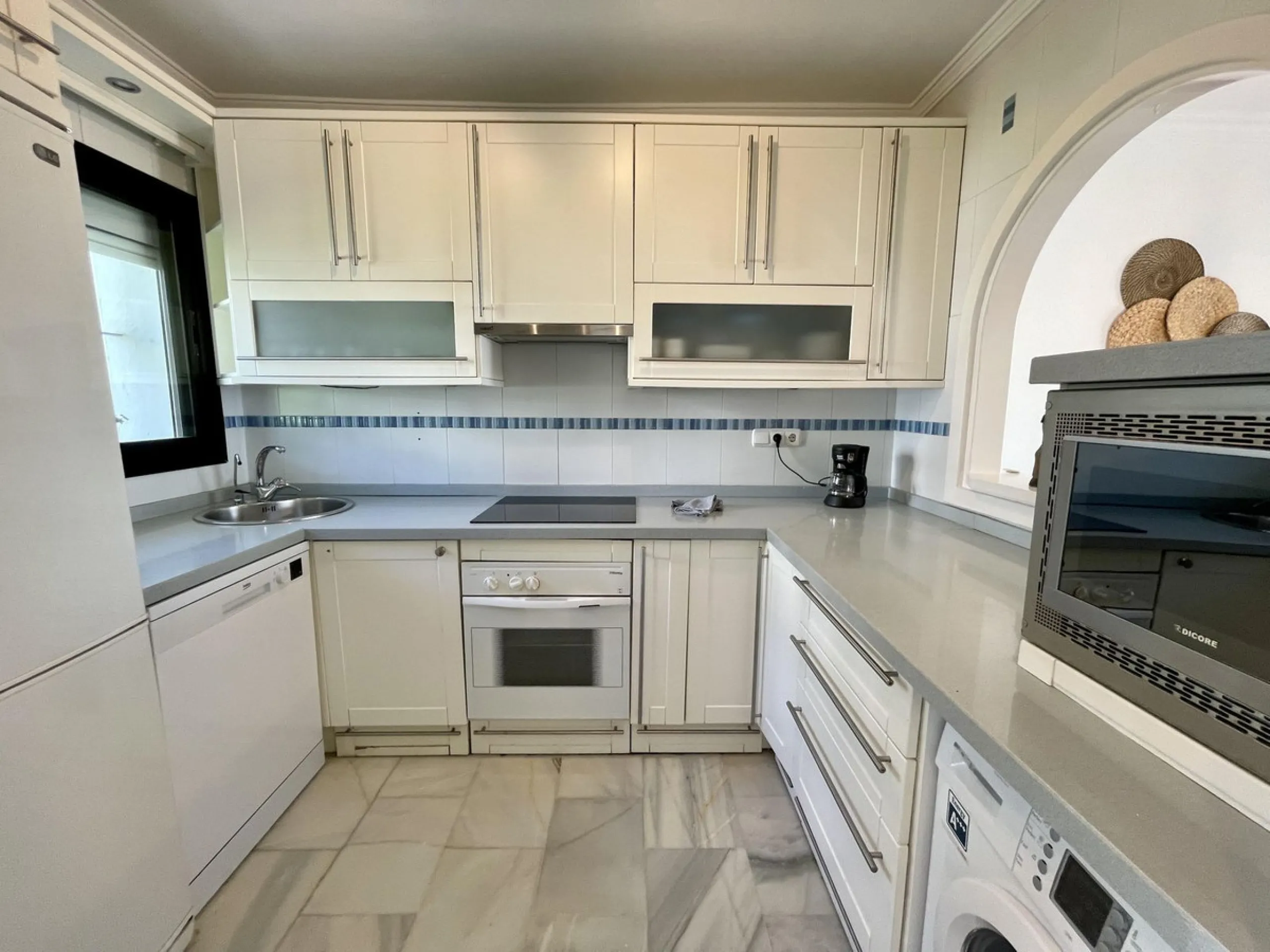 House - Townhouse в продаже в Mijas, Málaga. В доме 2 спален и 2 ванных комнат. Площадь дома 78 м²