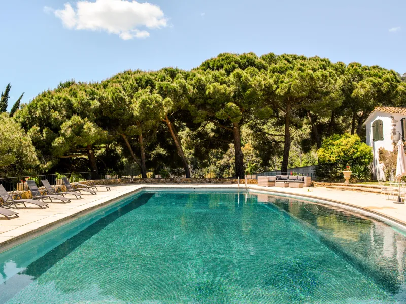 Lujosa masía restaurada del siglo VII para vacaciones en Sant Andreu de Llavaneres, Barcelona