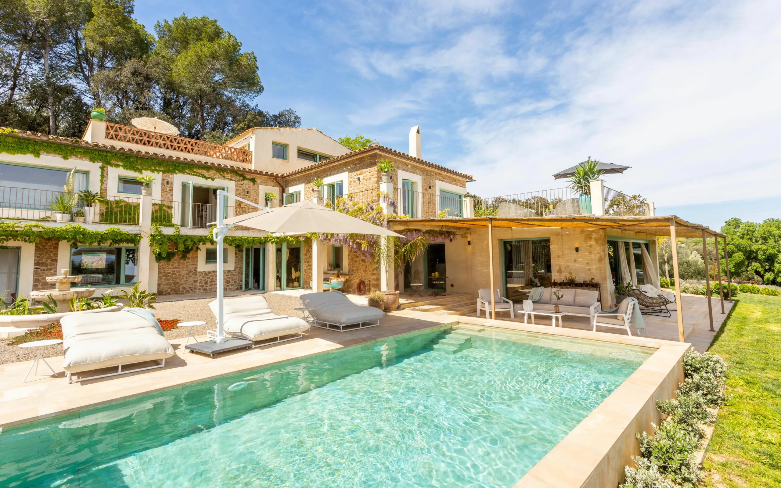 Wonderful holiday home in modern style in Rupiah, Costa Brava