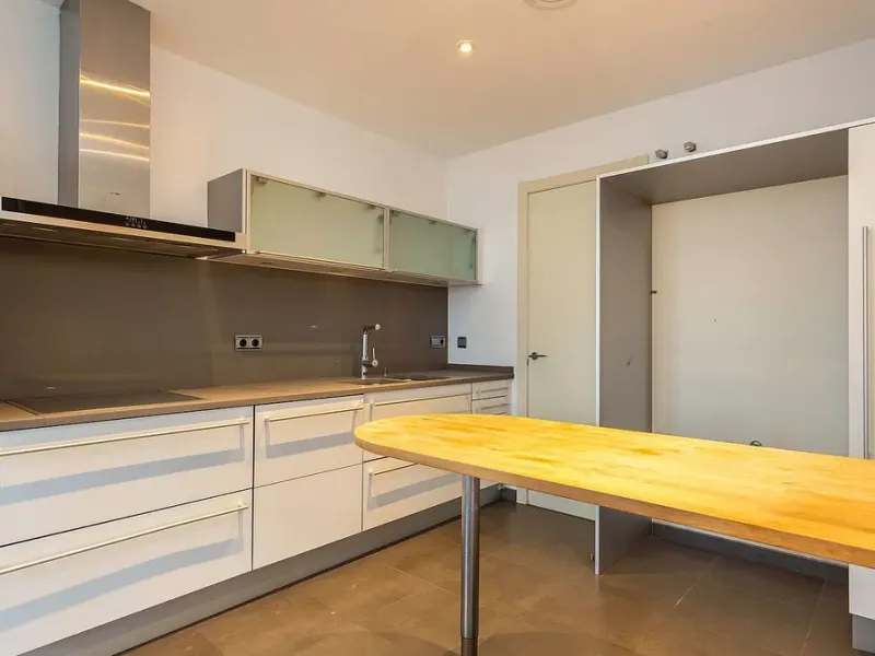 Exclusive apartment on Diagonal Mar with sea view, Barcelona