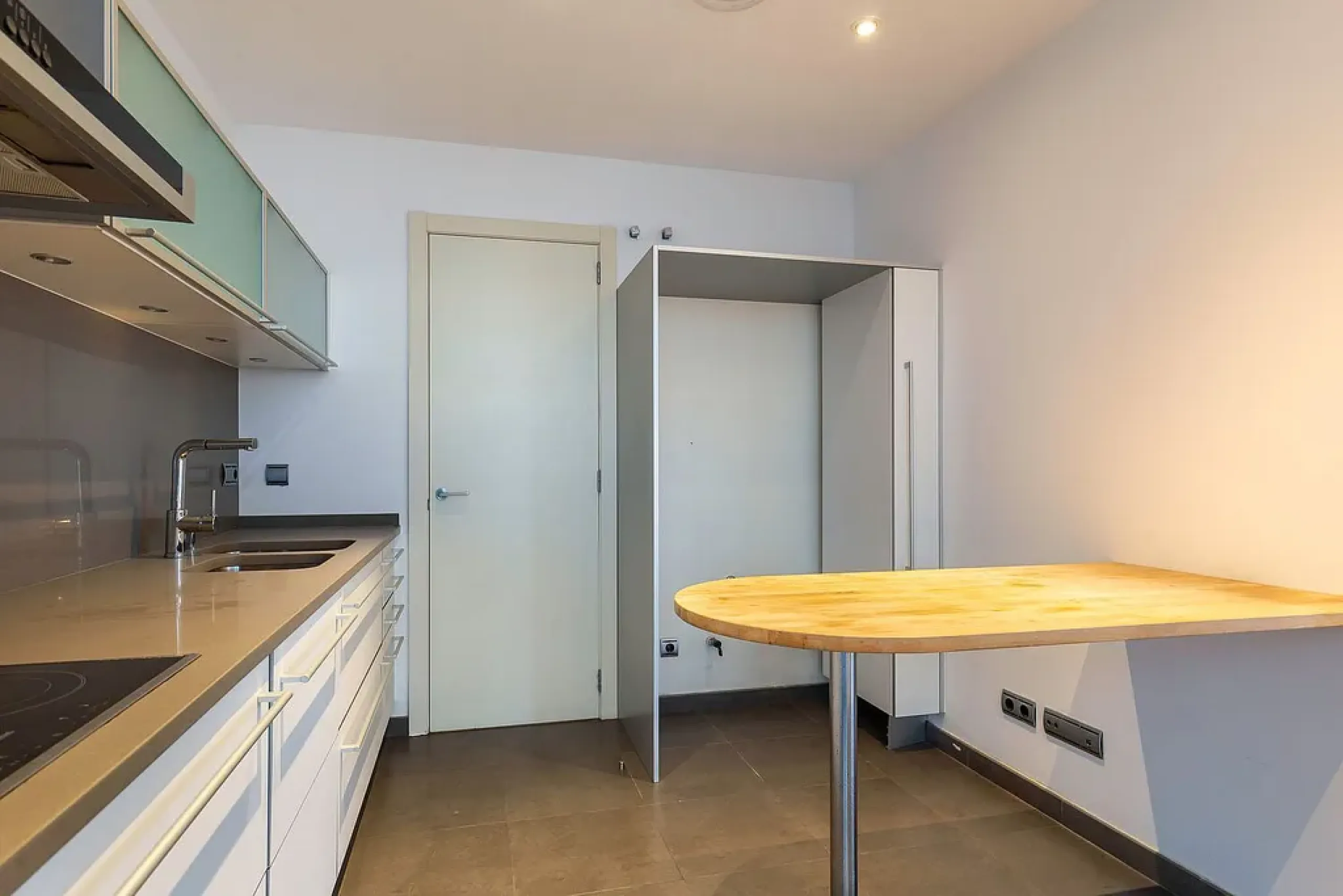 Exclusive apartment on Diagonal Mar with sea view, Barcelona