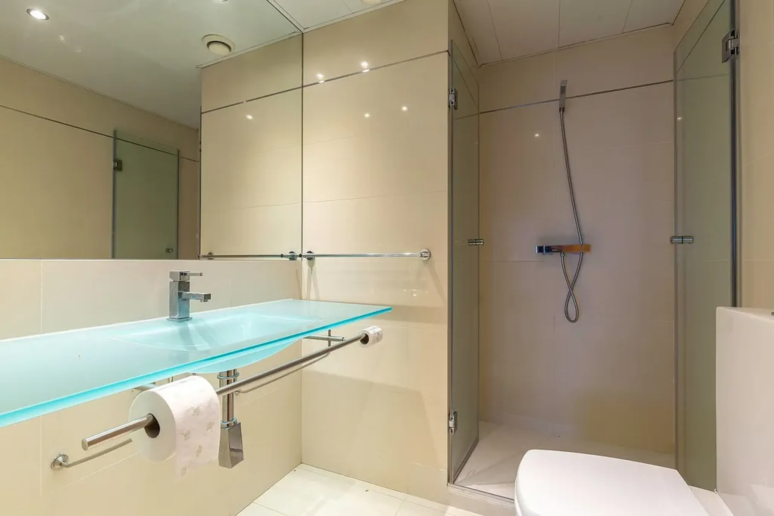 Exclusive apartment on Diagonal Mar with sea view, Barcelona