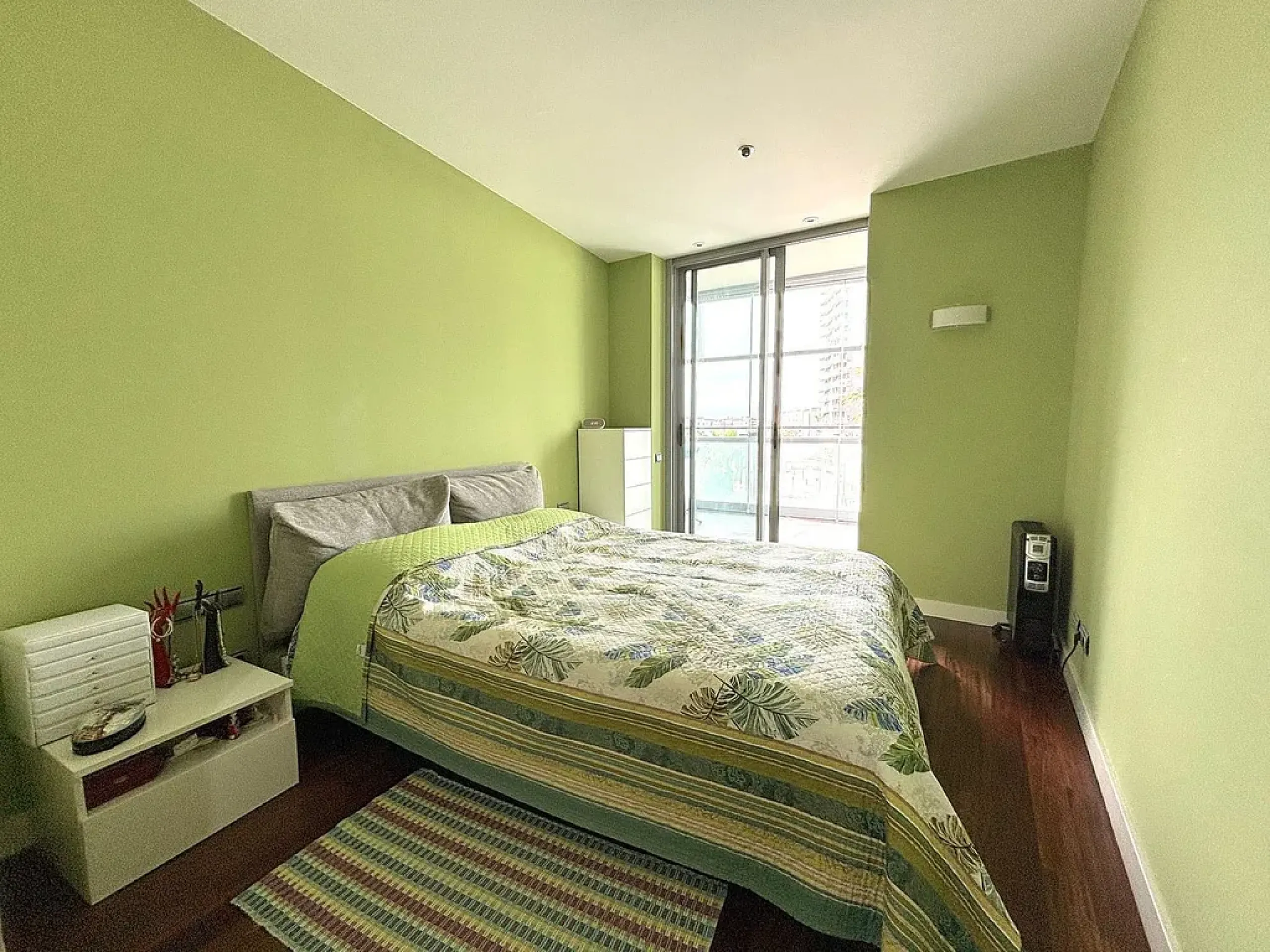 Magnificent Apartment on the First Line of the Sea in the Diagonal Mar Area, Barcelona