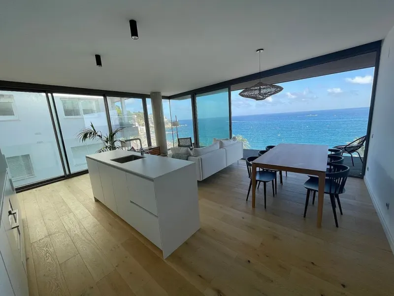Comfortable apartments in a complex on the first line of the sea in Lloret de Mar, Costa Brava 