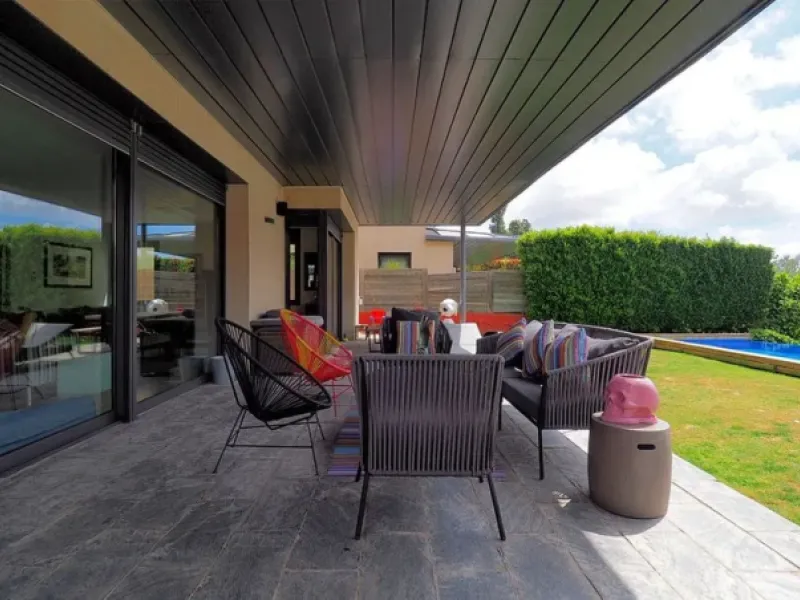 Luxury Villa with Pool in the Prestigious Sarria Area, Barcelona 
