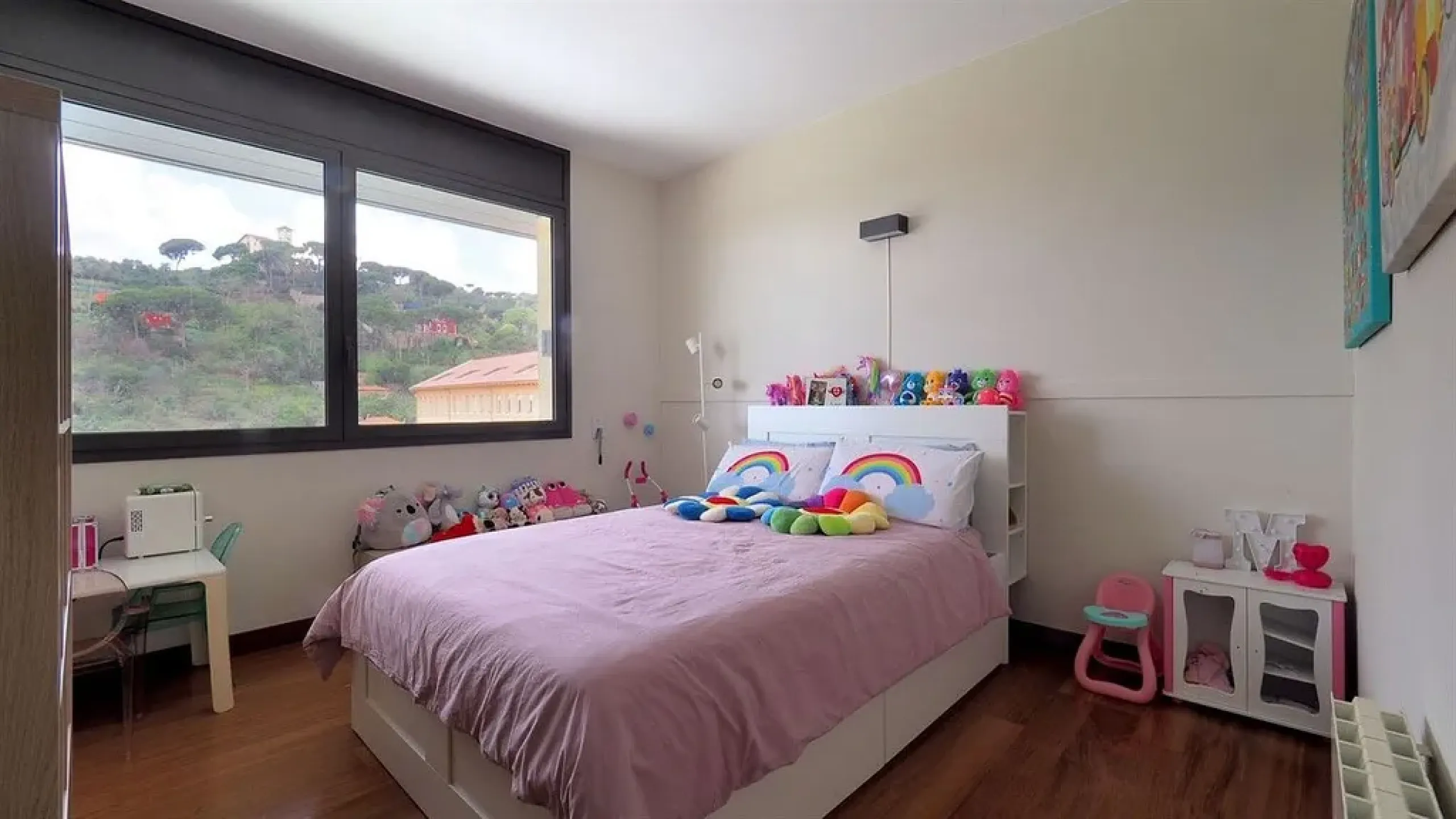 Luxury Villa with Pool in the Prestigious Sarria Area, Barcelona 