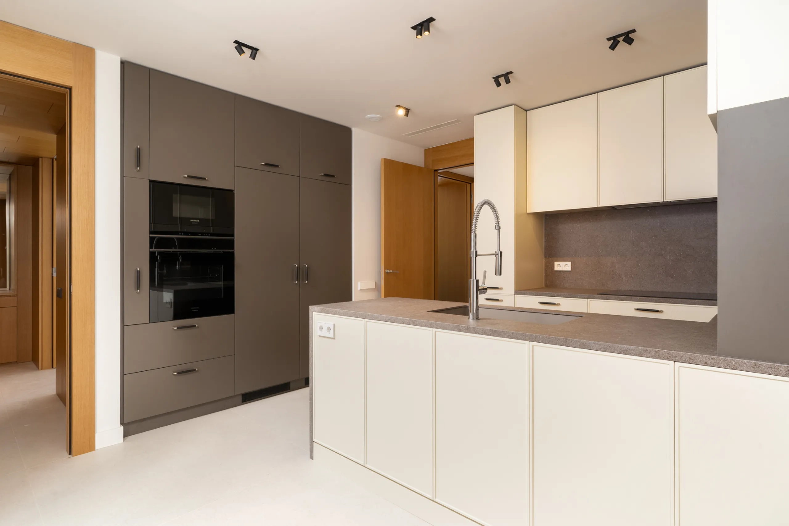 Apartments in a New Residential Complex in the Sarria-Sant Gervasi Area, Barcelona 