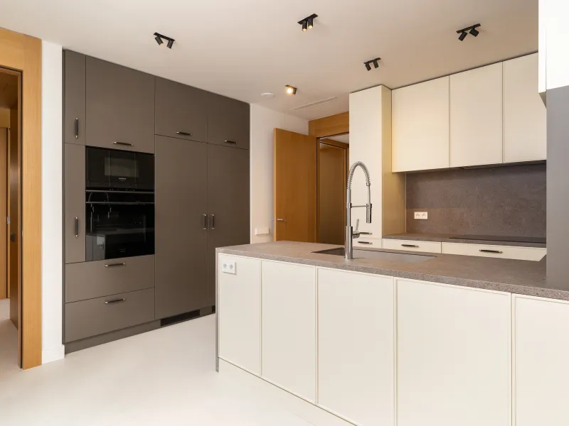 Apartments in a New Residential Complex in the Sarria-Sant Gervasi Area, Barcelona 