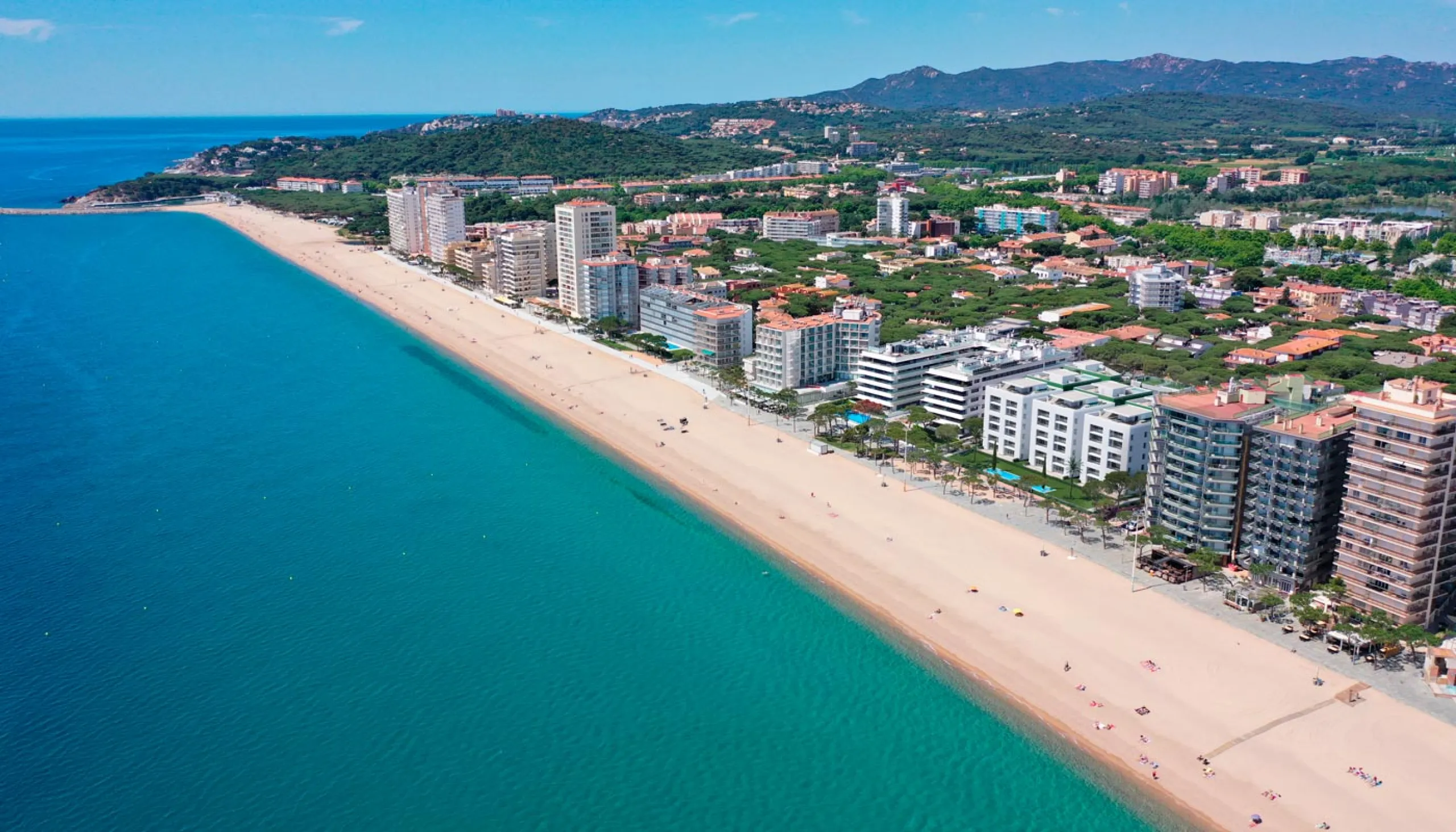 First Line of the Sea! Flats Under Construction in a New Residential Complex in Playa de Aro, Costa Brava