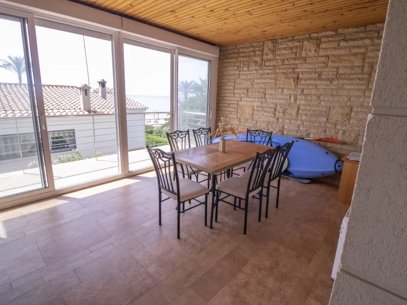 Вилла на первой линии моря в Кома-Руге, Коста-Дорада
