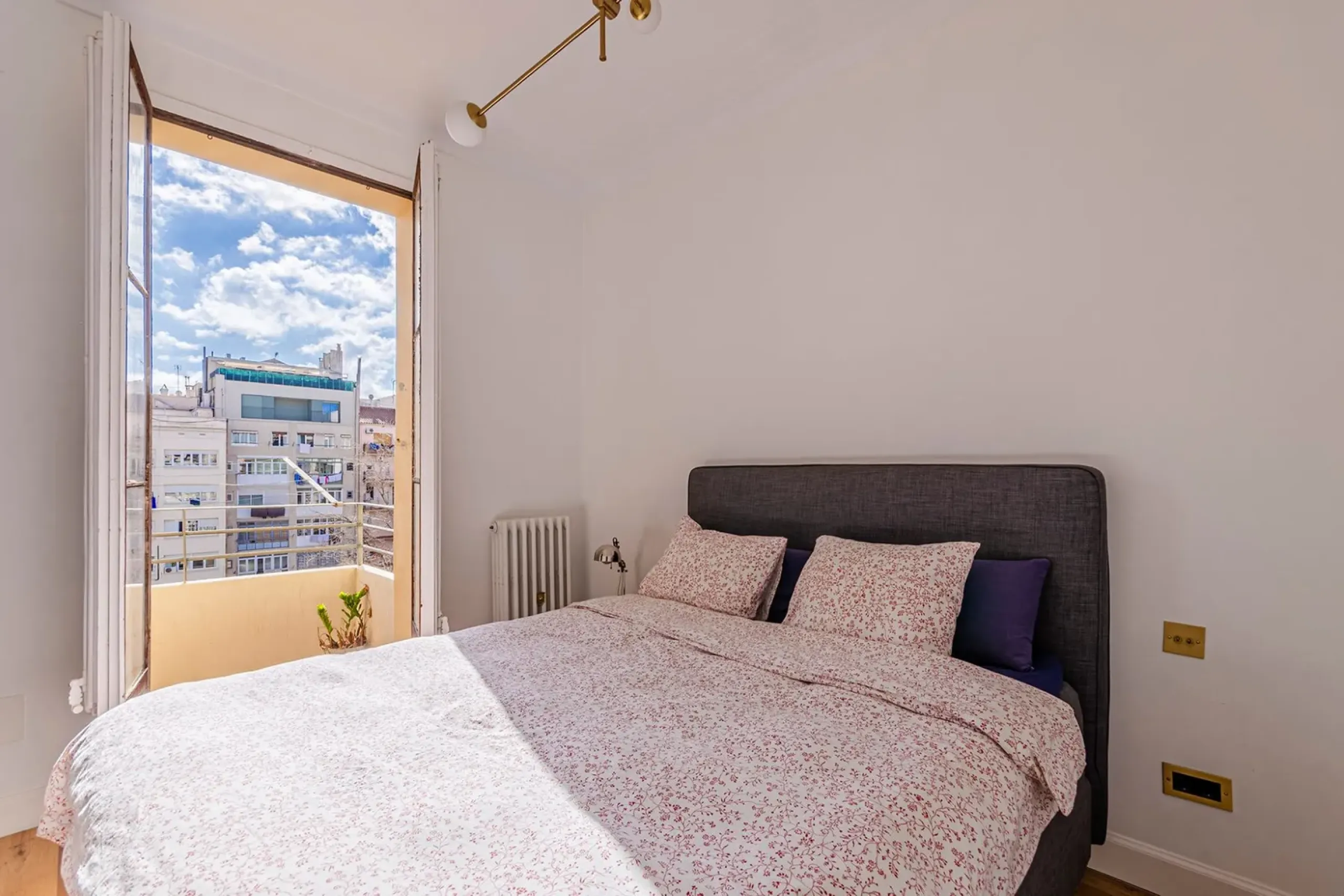 Stylish Apartment After Renovation in Eixample, Barcelona