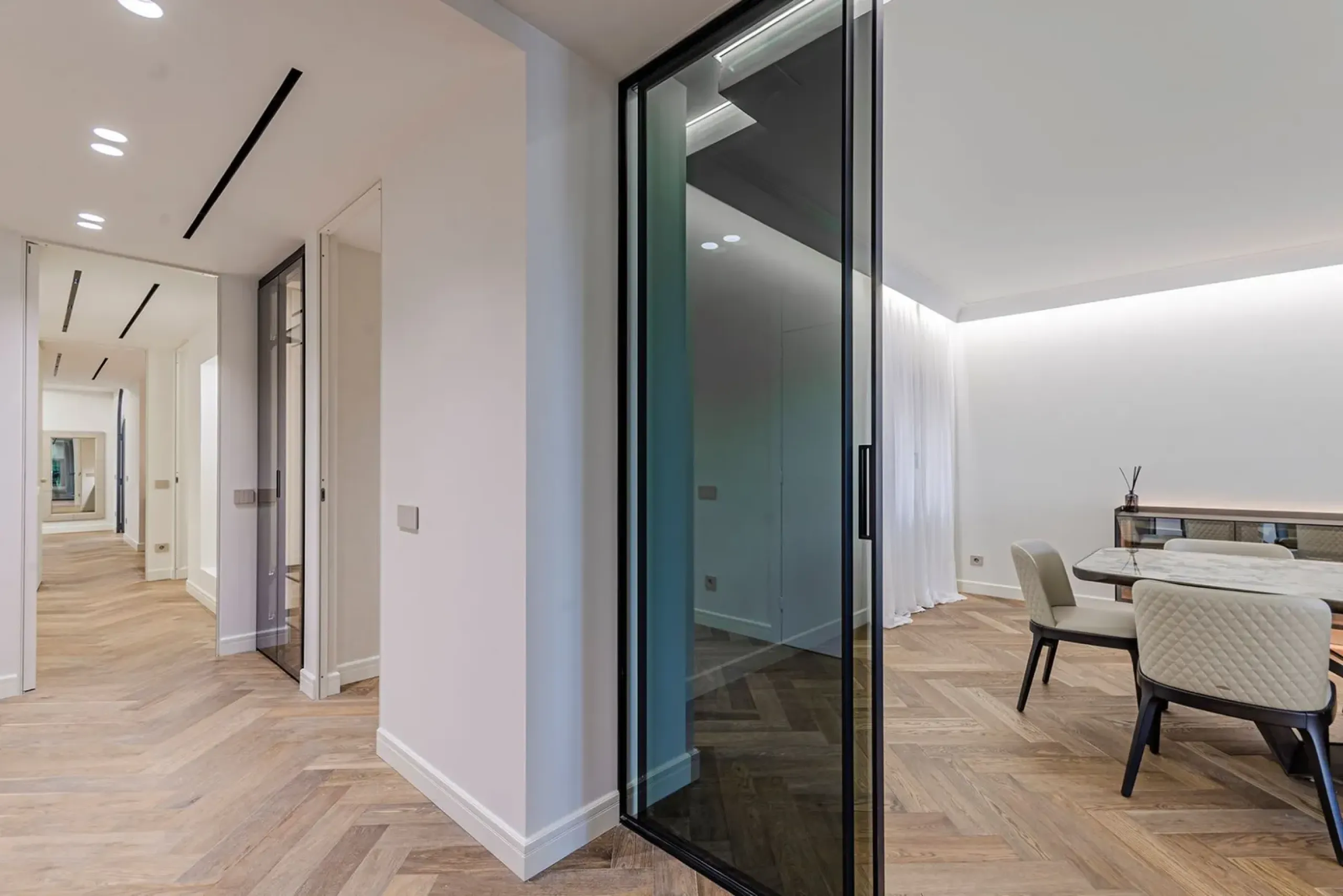 Exclusive Penthouse After Restoration in a Privileged Area of Galvani, Barcelona