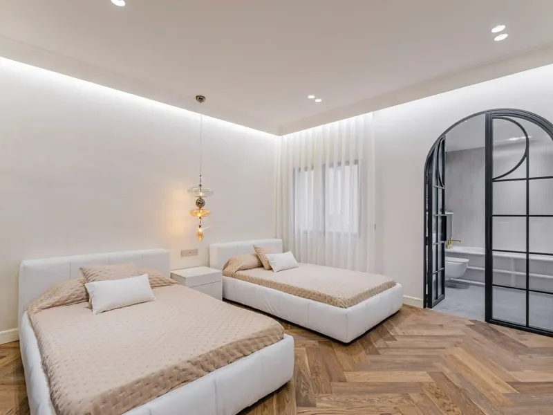 Exclusive Penthouse After Restoration in a Privileged Area of Galvani, Barcelona