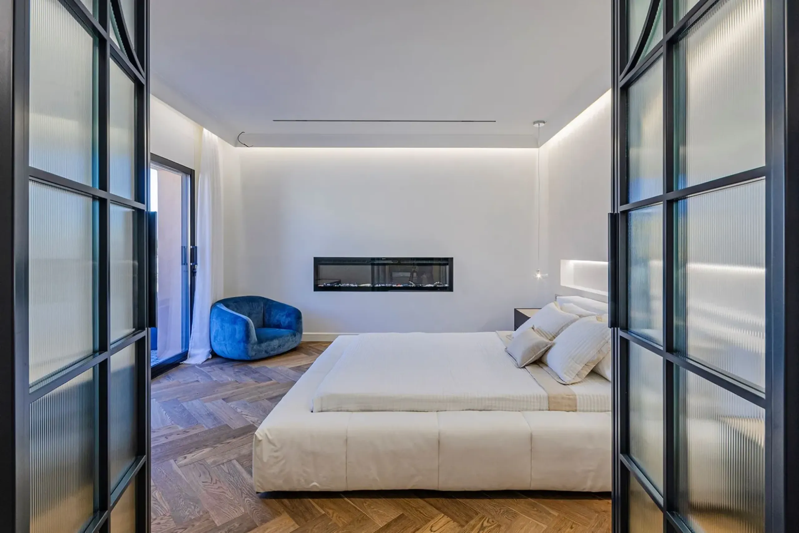 Exclusive Penthouse After Restoration in a Privileged Area of Galvani, Barcelona