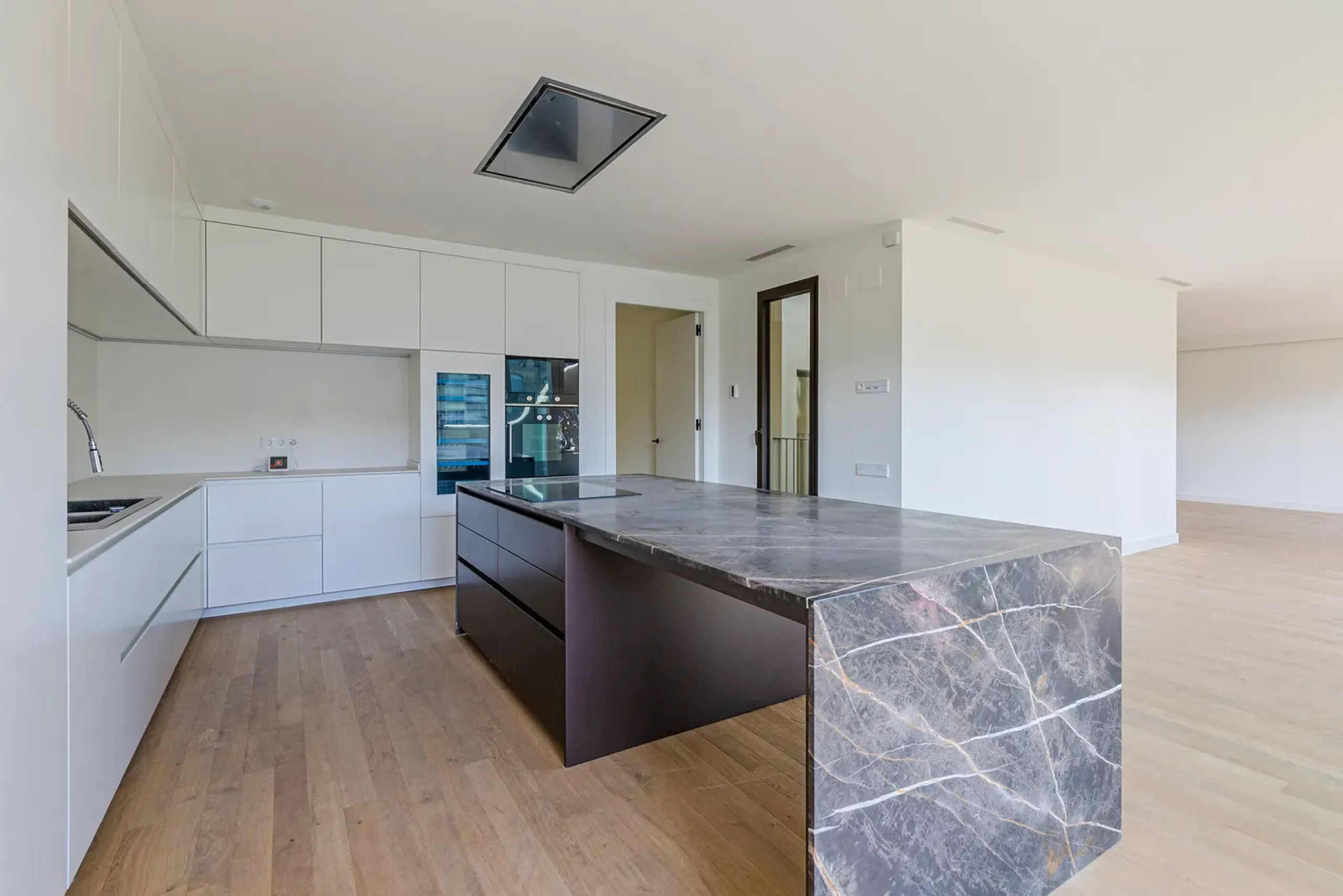 Renovated Apartment on Paseo de Gracia, Barcelona