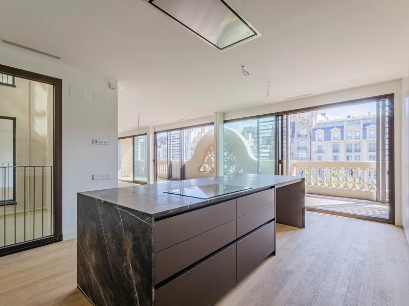 Renovated Apartment on Paseo de Gracia, Barcelona