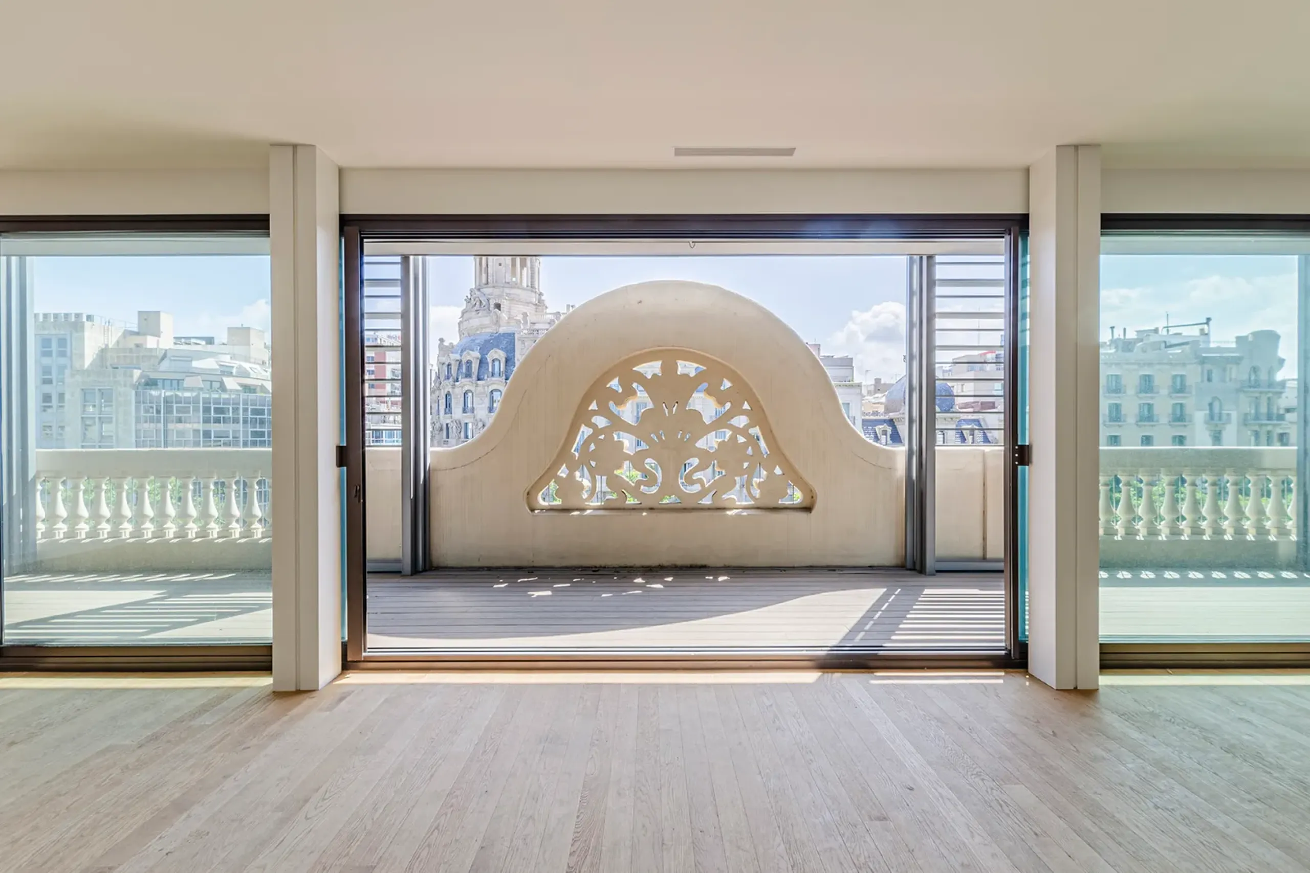 Renovated Apartment on Paseo de Gracia, Barcelona