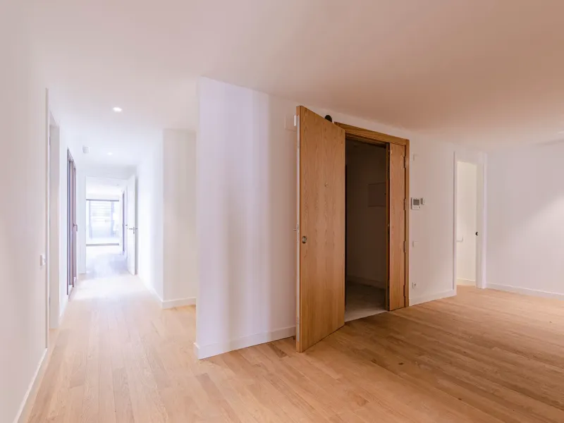 Renovated Apartment on Paseo de Gracia, Barcelona
