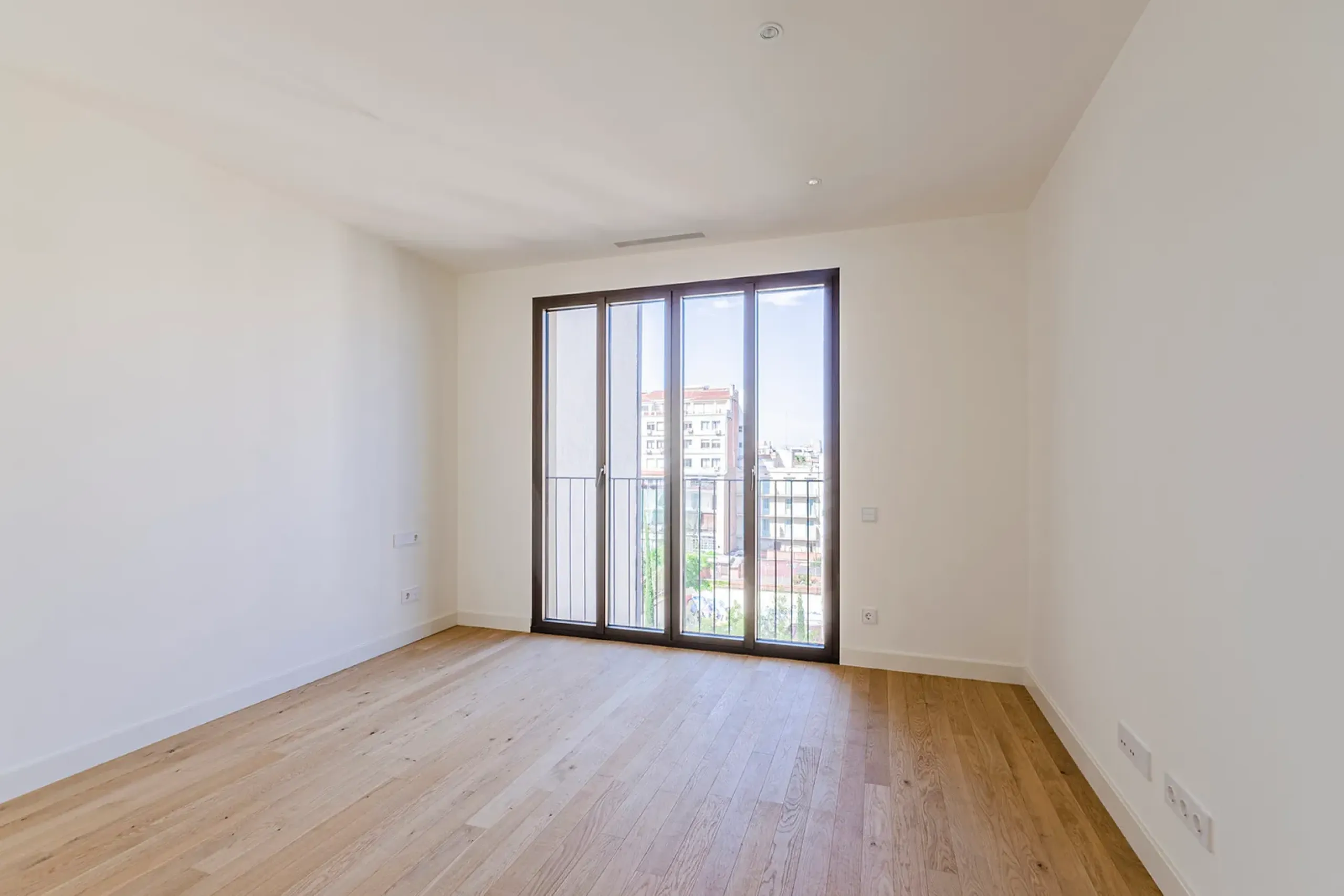 Renovated Apartment on Paseo de Gracia, Barcelona