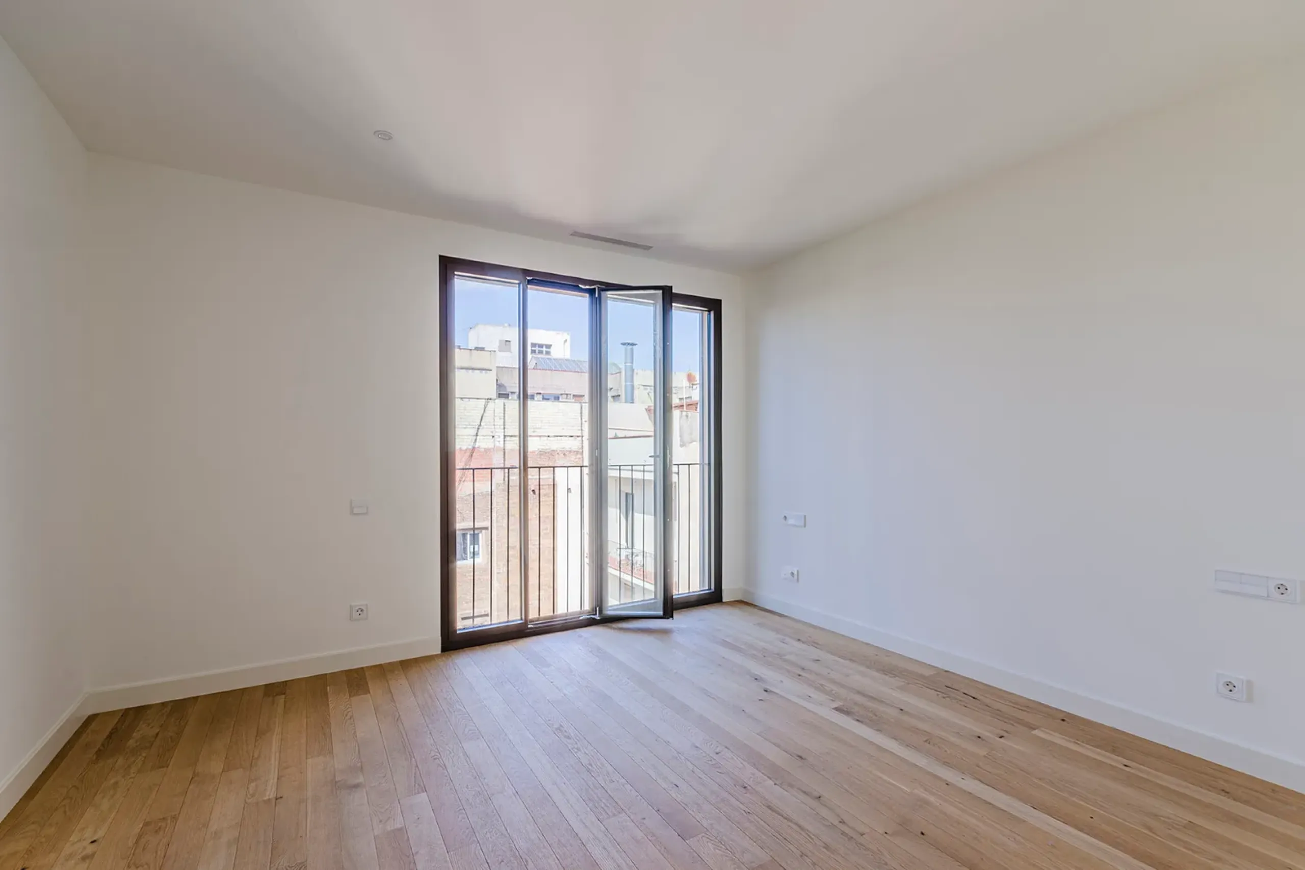 Renovated Apartment on Paseo de Gracia, Barcelona