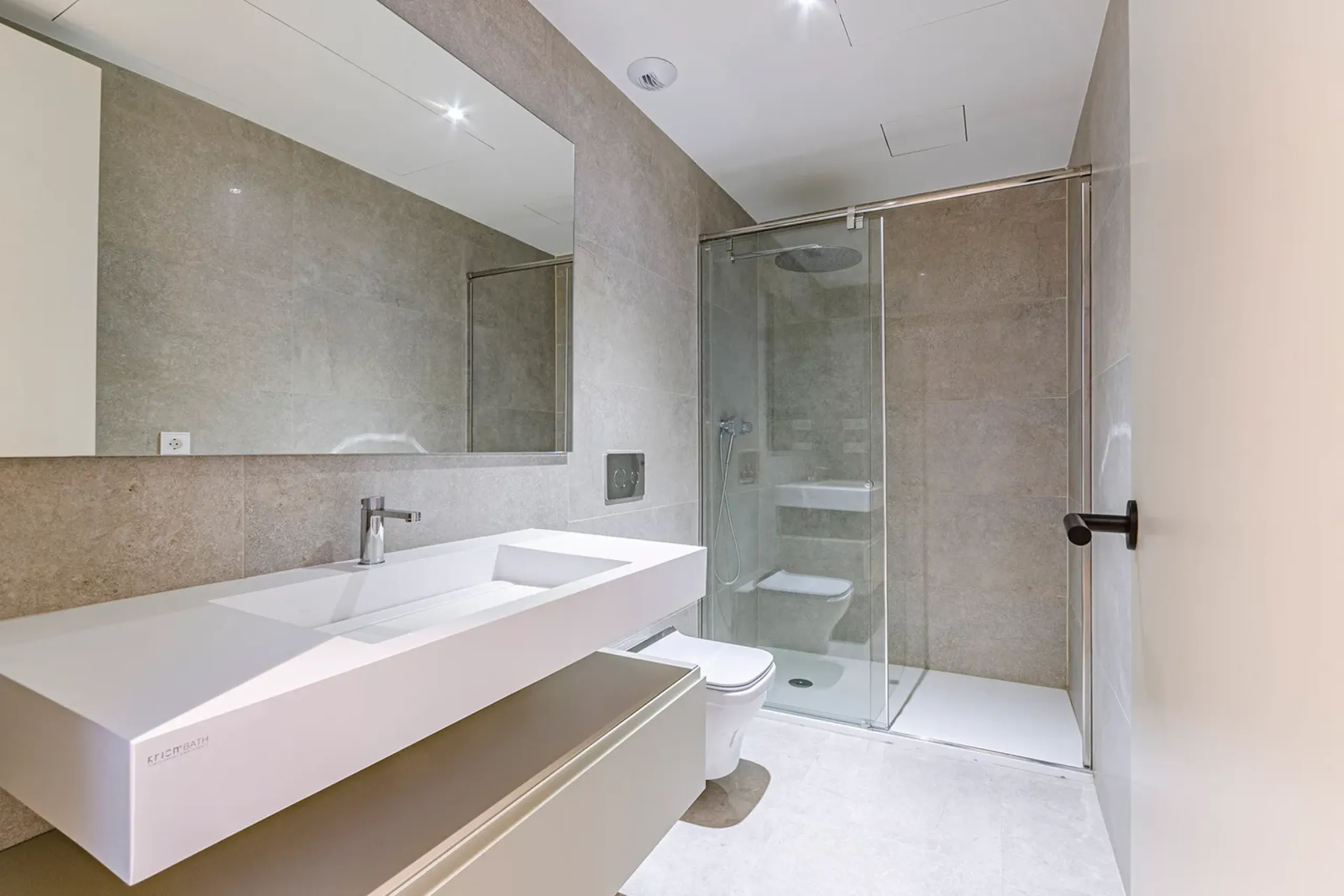 Renovated Apartment on Paseo de Gracia, Barcelona