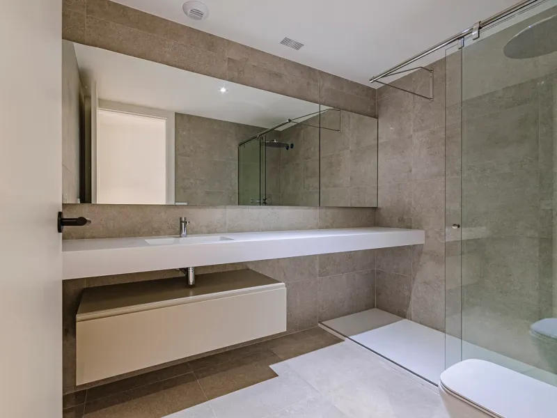 Renovated Apartment on Paseo de Gracia, Barcelona