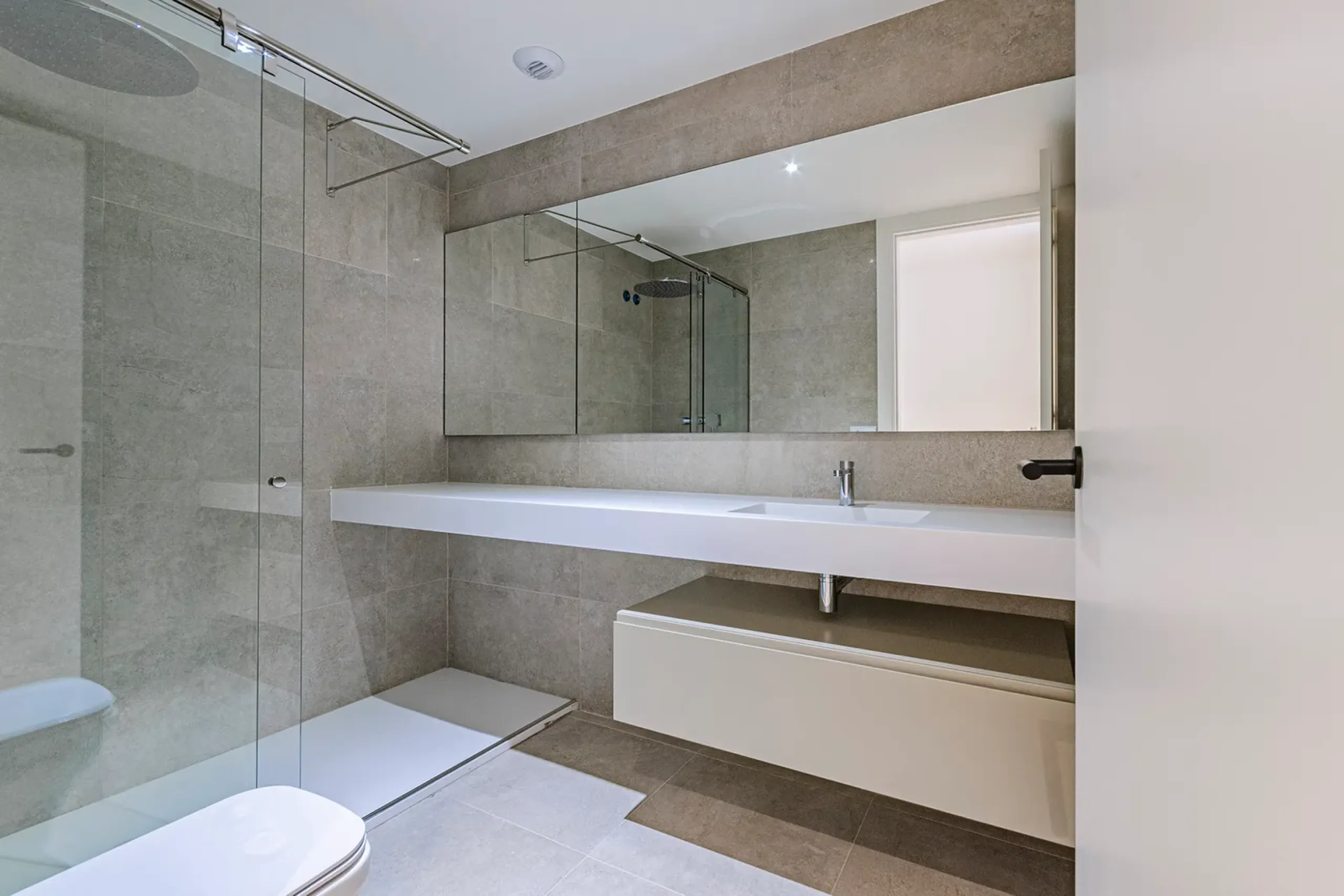 Renovated Apartment on Paseo de Gracia, Barcelona