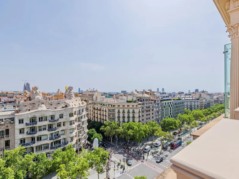 Extraordinary Penthouse With Pool on Passeig de Gracia in Golden Square, Barcelona