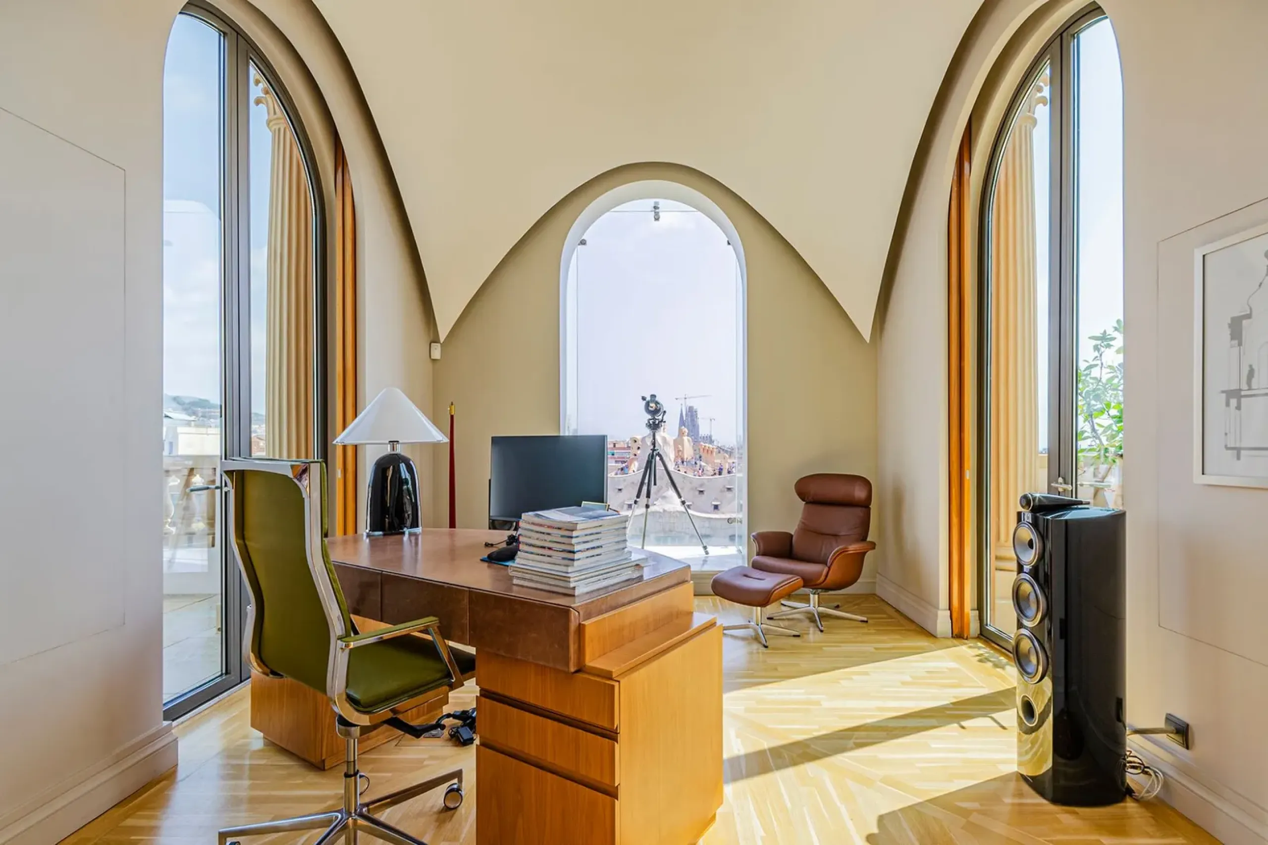 Extraordinary Penthouse With Pool on Passeig de Gracia in Golden Square, Barcelona