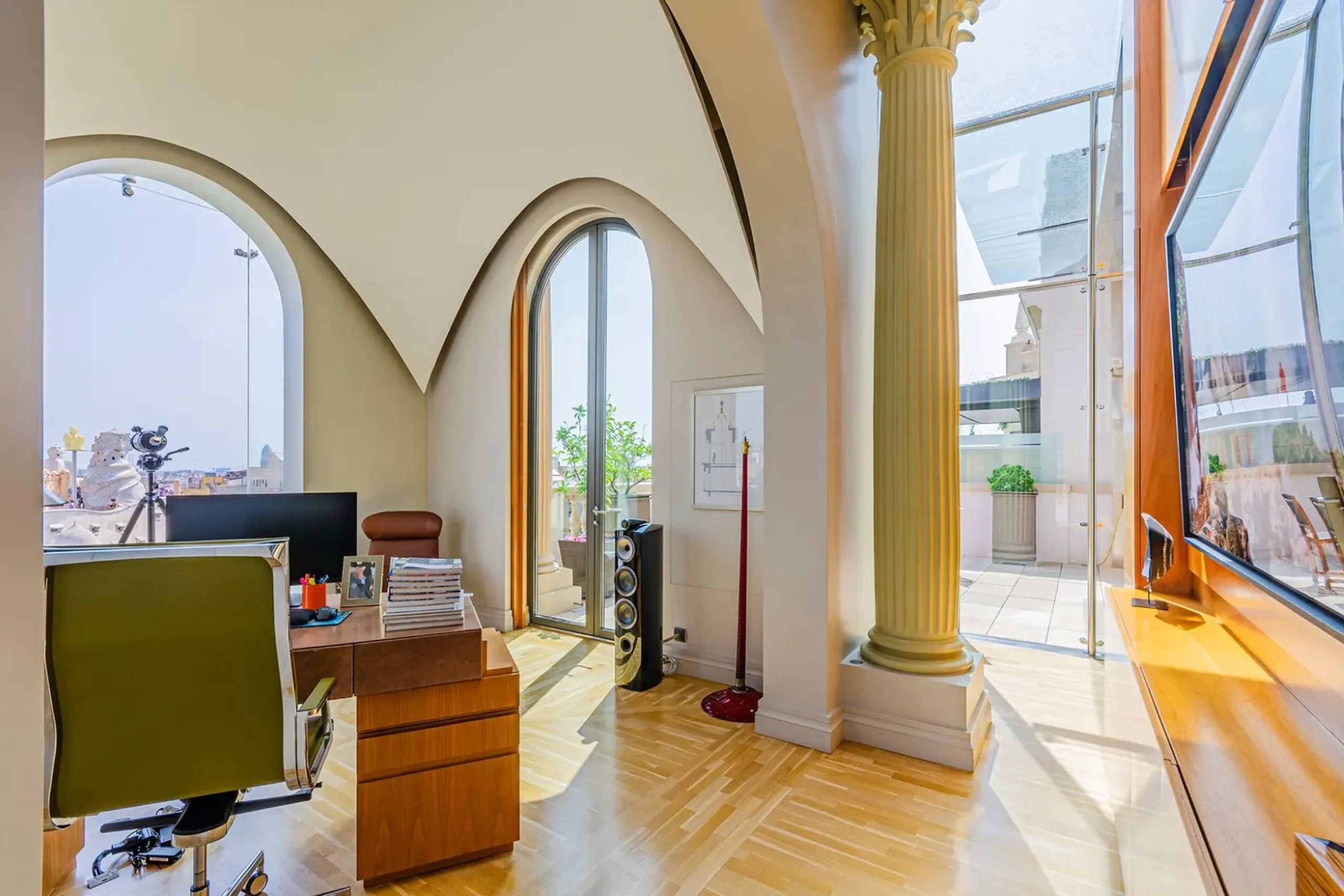 Extraordinary Penthouse With Pool on Passeig de Gracia in Golden Square, Barcelona