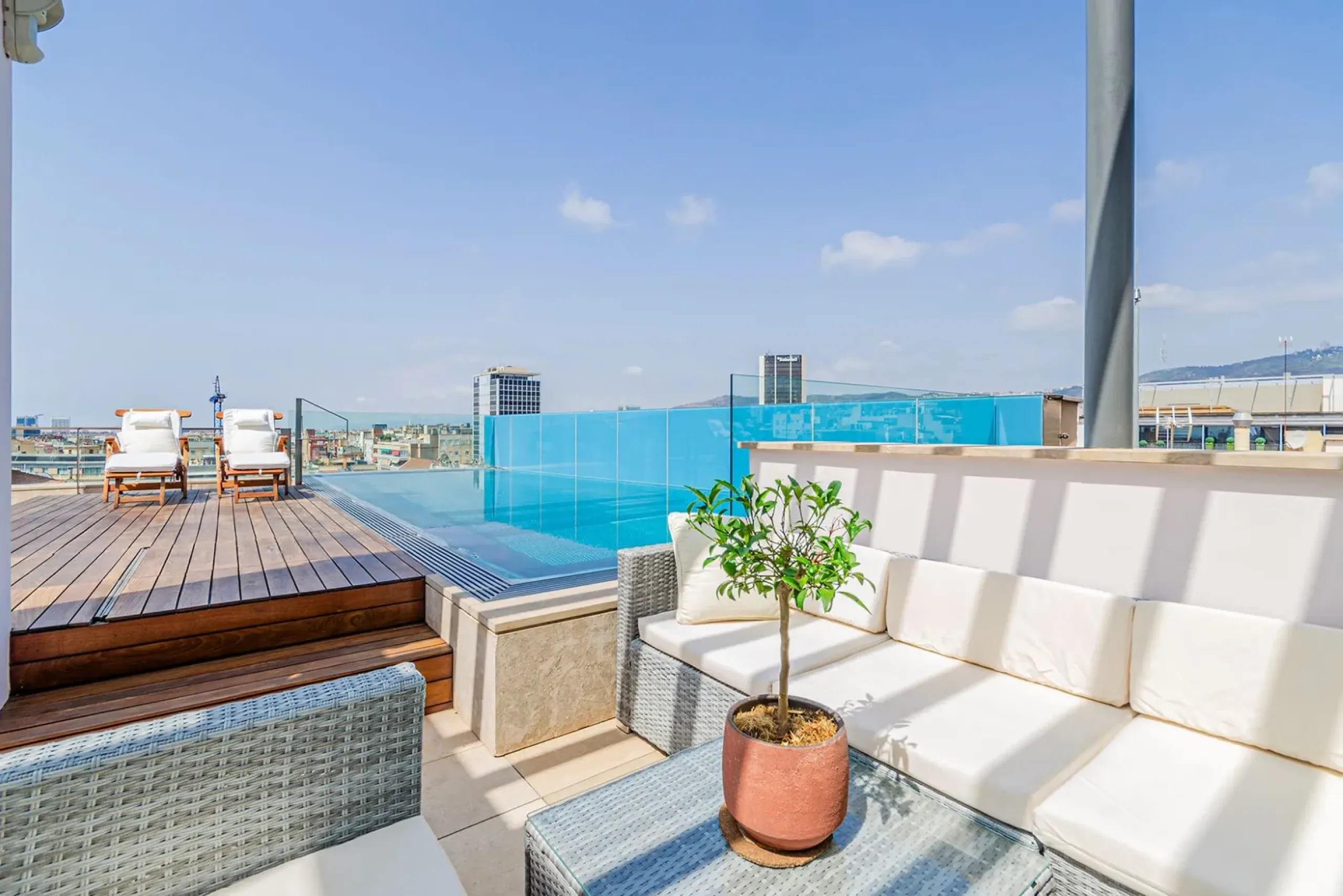 Extraordinary Penthouse With Pool on Passeig de Gracia in Golden Square, Barcelona