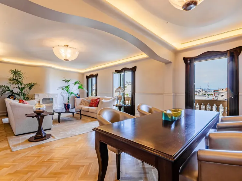 Extraordinary Penthouse With Pool on Passeig de Gracia in Golden Square, Barcelona