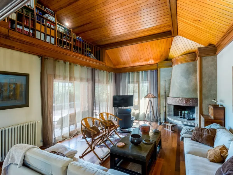 Magnificent Villa Near Golf Course in Montornes del Valles, Barcelona
