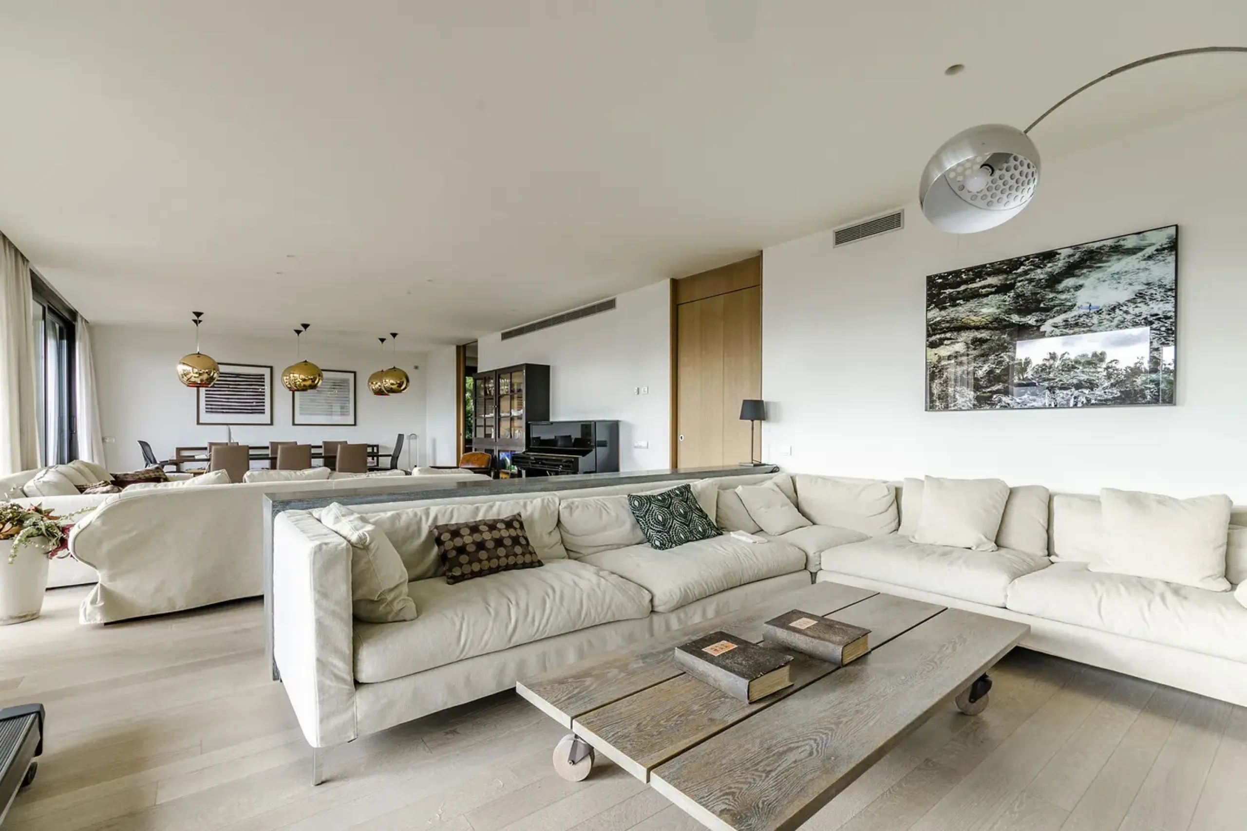 Luxury Apartment in the Prestigious Pedralbes District, Barcelona